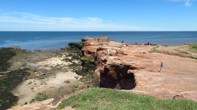 Sandstone cliffs at the northern end of Hilbre Island