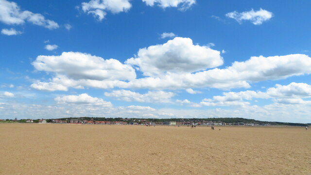 Crossing the sands from Little Eye towards West Kirby