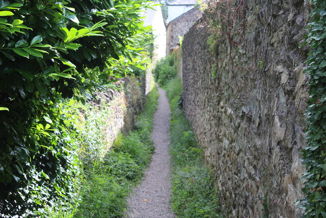 Footpath to Market Place