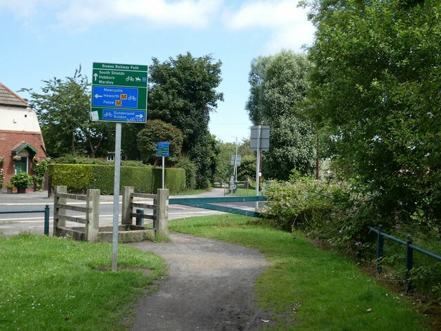 Crossing of Bowes Railway Path over Sunderland Road (A195)