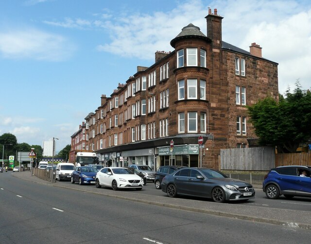 Tenements with shops, Crow Road