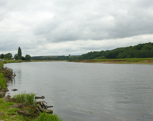 River Trent at Hoveringham © Alan Murray-Rust :: Geograph Britain and ...