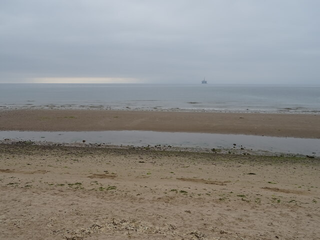 Beach at Leven © JThomas cc-by-sa/2.0 :: Geograph Britain and Ireland