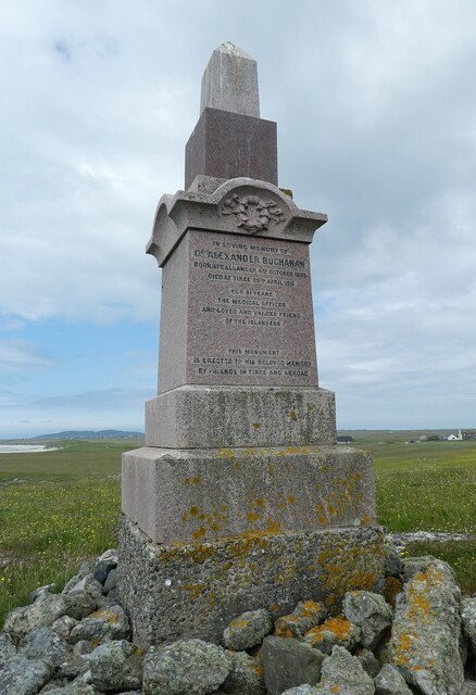 Tiree - Buchanan Monument - Detail with inscription