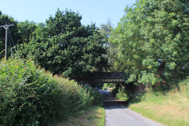 Approaching Howden Lane Bridge © Chris Heaton :: Geograph Britain and ...