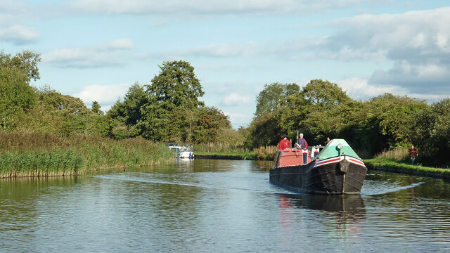 Working boat on Tixall Wide, Staffordshire