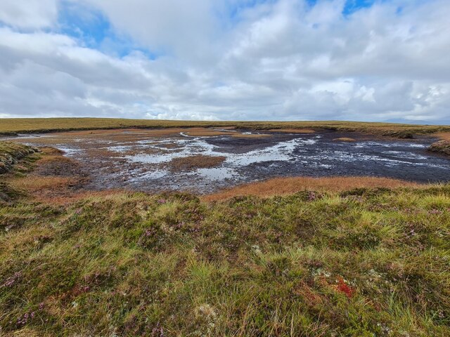 Nearly Dry Pool South of Cnoc Riabhach