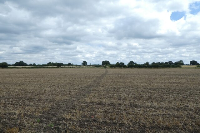 Bridleway over a field © DS Pugh cc-by-sa/2.0 :: Geograph Britain and ...