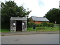 Bus shelter, Wadborough