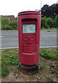 Elizabeth II postbox on St Peter