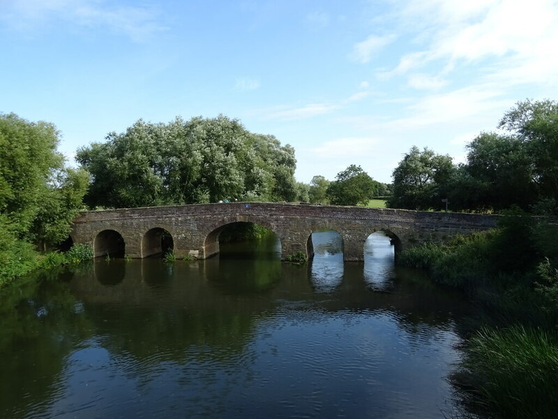 Pershore Bridge over the River Avon © JThomas cc-by-sa/2.0 :: Geograph ...