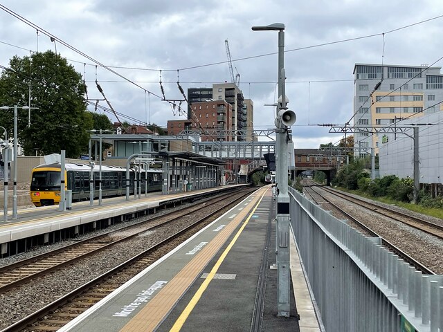 West Ealing railway station, Greater London