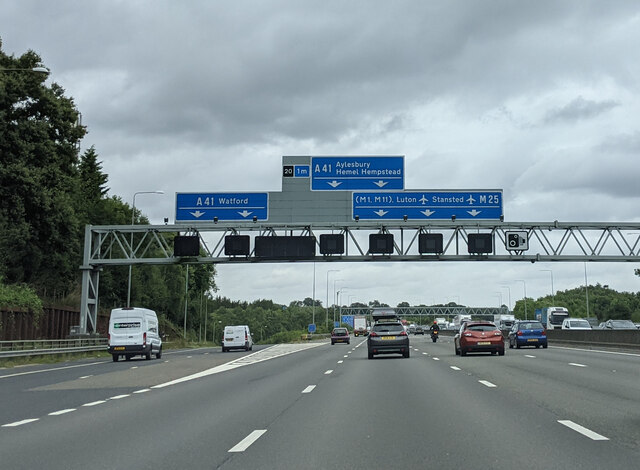 On the M25 clockwise at junction 19 © Rob Purvis :: Geograph Britain ...