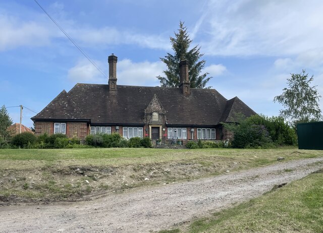 homes-of-rest-chris-thomas-atkin-cc-by-sa-2-0-geograph-britain-and