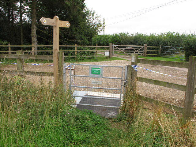 Gate, Chiltern Way at Studdridge Farm