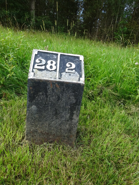 Restored Milestone, Ashby Canal
