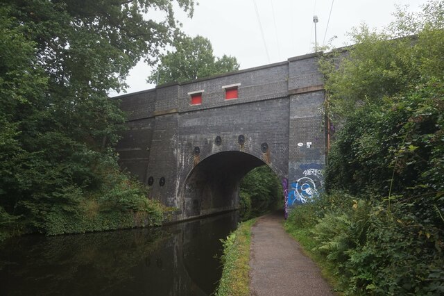 Worcester & Birmingham Canal at Raddleburn Bridge, bridge #78