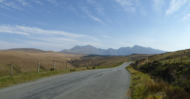 The road to Glen Brittle, south of Grunagary