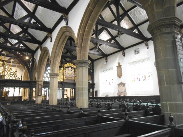 St John's, Leeds - nave looking east