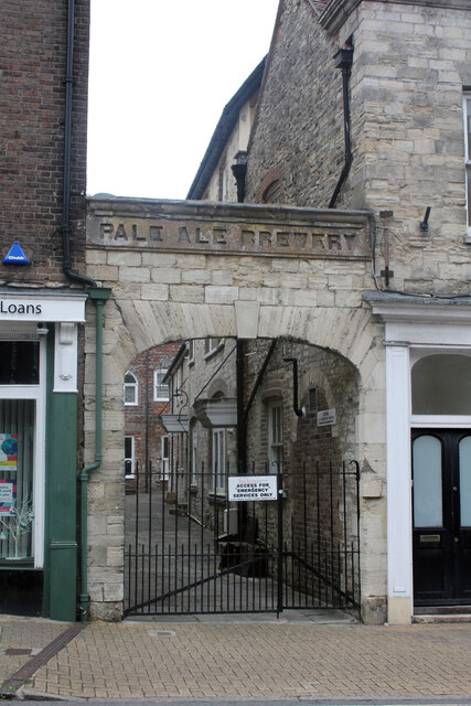 Arch between 40 and 41 High East Street, Dorchester