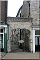 Arch between 40 and 41 High East Street, Dorchester