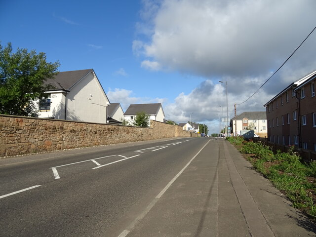 Carlisle Road (A72) © JThomas cc-by-sa/2.0 :: Geograph Britain and Ireland