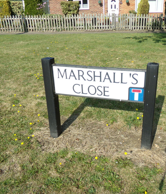 Marshall's Close sign