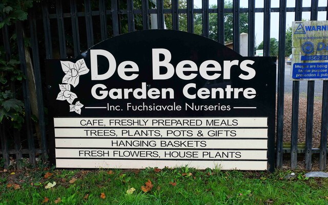 De Beers Garden Centre sign, Worcester... © P L Chadwick :: Geograph