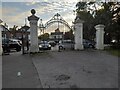 Inverforth Gate, Grovelands Park