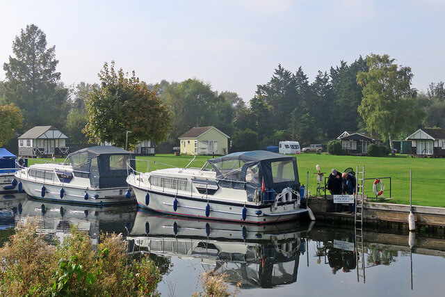 Clayhithe: Cambridge Motor Boat Club