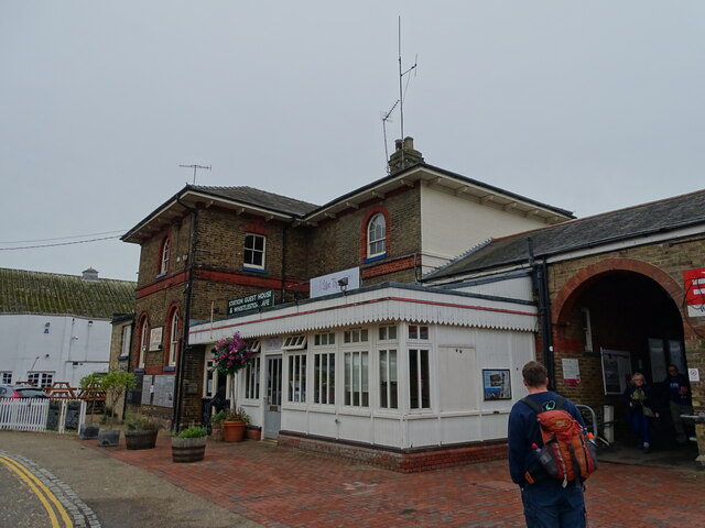 Woodbridge Station