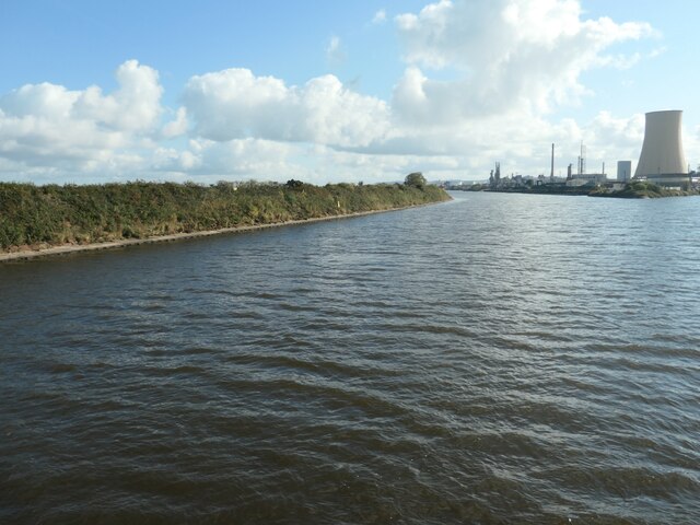 Dry Dock bend, Manchester Ship Canal