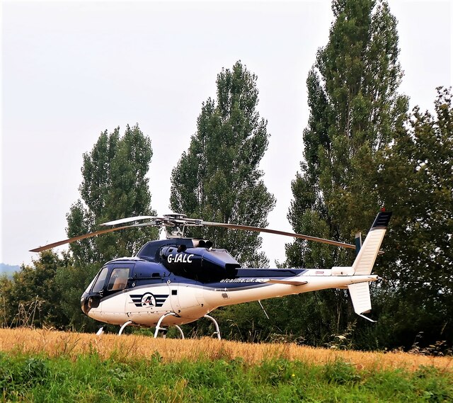 Helicopter in field off Lossenham Lane, Newenden