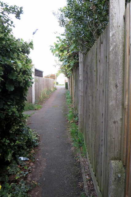 Footpath onto St Neots Road