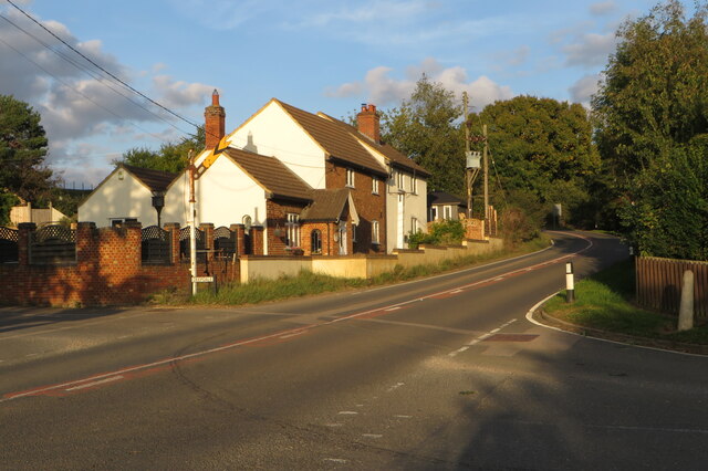 Signal and houses on Sandy Road