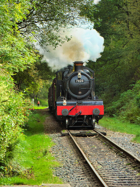 Steam Locomotive 'Dinmore Manor' approaching Summerseat