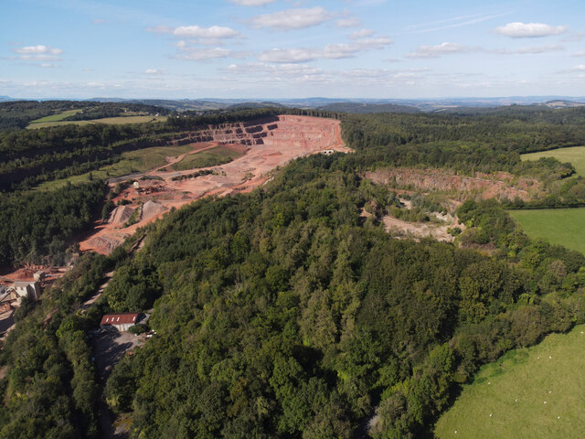 Stowefield Quarry from the South East