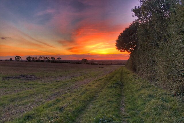 Footpath towards Potton at sunset