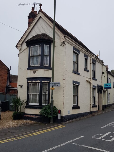 1, The Holloway, Droitwich Spa