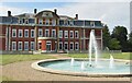 Fetcham Park House - Fountain