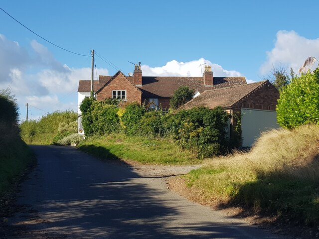 Houses on Shoulton Lane, Hallow
