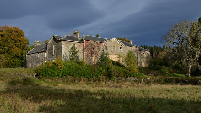 Rosehall House, Sutherland © Andrew Tryon cc-by-sa/2.0 :: Geograph