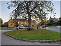 Green island on Claydon Road, Cropredy