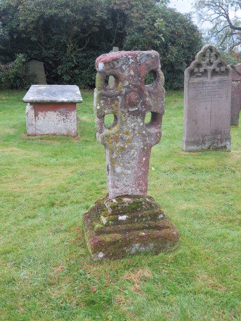 Ancient cross in Glassonby churchyard