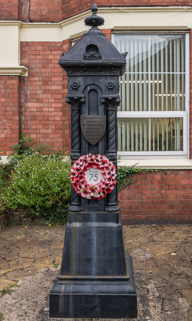 Coventry Chain Company memorial fountain