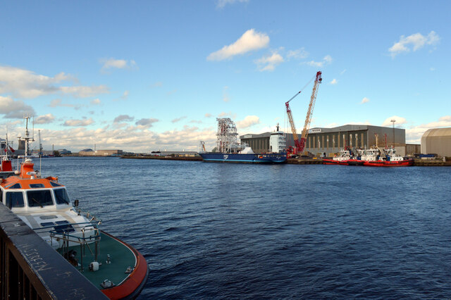 Docks at Port Clarence on the River Tees © habiloid :: Geograph Britain ...