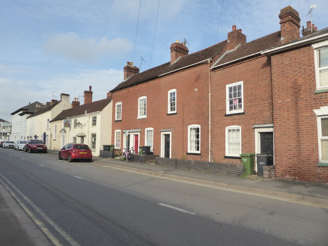 Nos. 184-190 Henwick Road, Worcester © Chris Allen cc-by-sa/2.0 ...