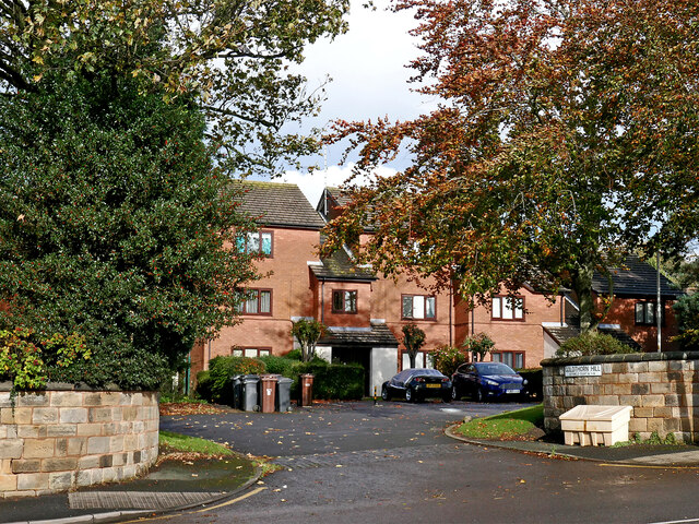 Cotswold Court in Penn, Wolverhampton © Roger D Kidd :: Geograph ...