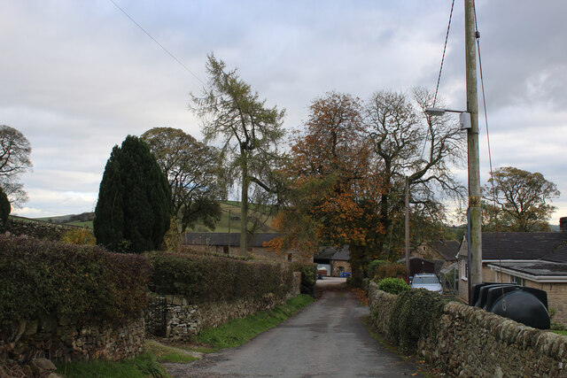 Access Lane leading to Folds End Farm