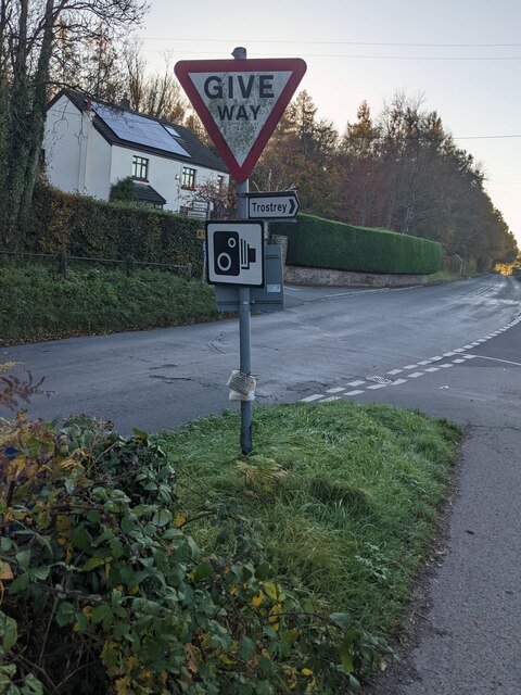 Speed camera sign, Gwehelog